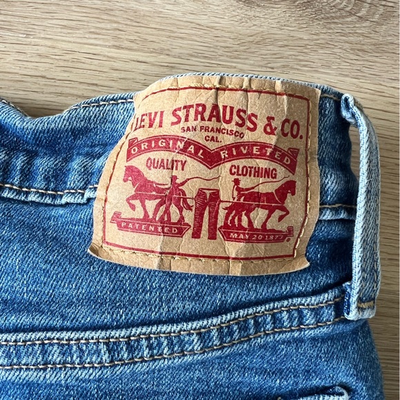 Levi’s Wedgie Straight jeans - Picture 3 of 6